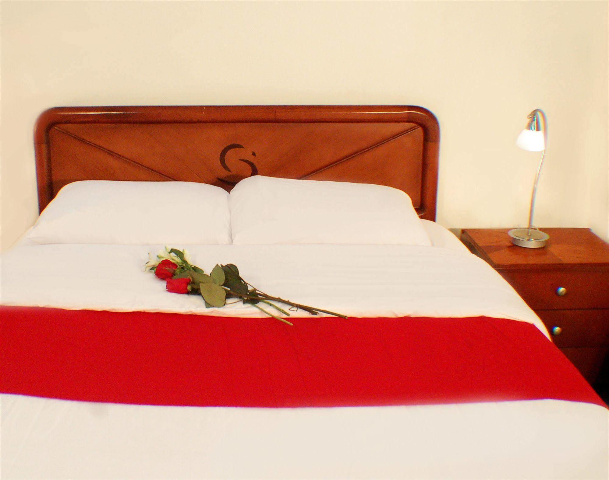 Hotel Castell Guayaquil Exterior foto