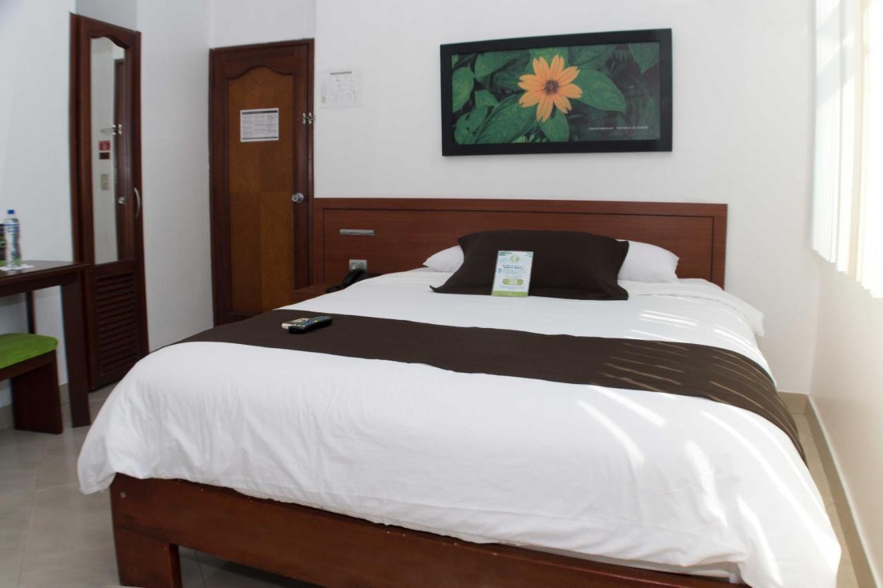 Hotel Castell Guayaquil Exterior foto