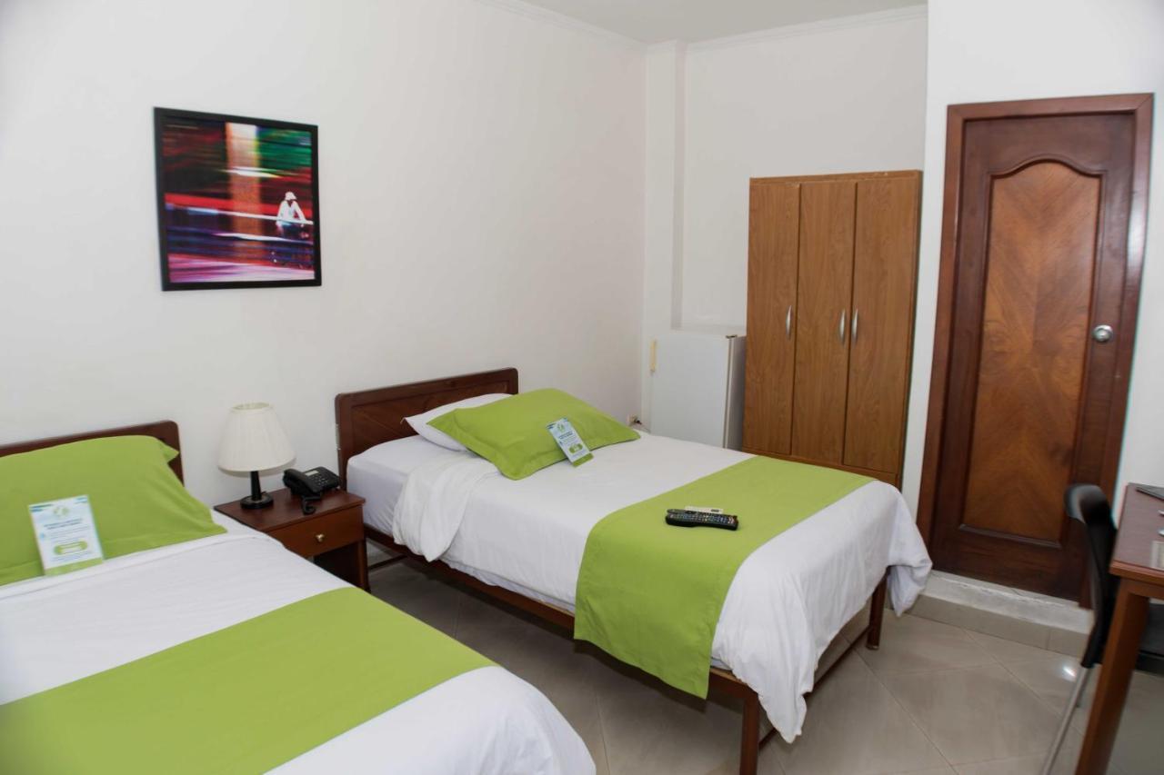 Hotel Castell Guayaquil Exterior foto