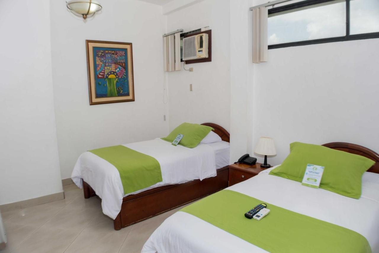 Hotel Castell Guayaquil Exterior foto